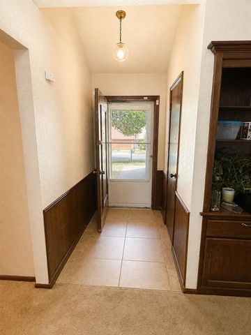 1828 David Terrace, Oklahoma City, OK 73141