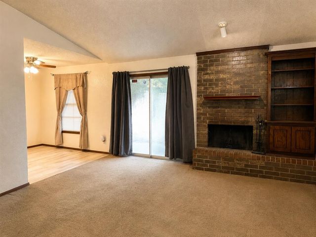 1828 David Terrace, Oklahoma City, OK 73141