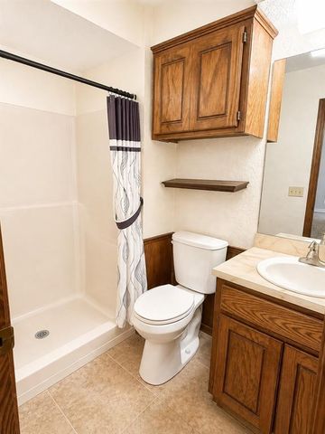 1828 David Terrace, Oklahoma City, OK 73141