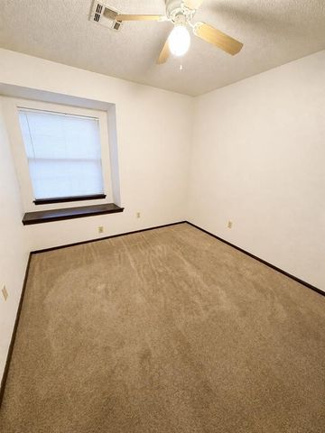 1828 David Terrace, Oklahoma City, OK 73141