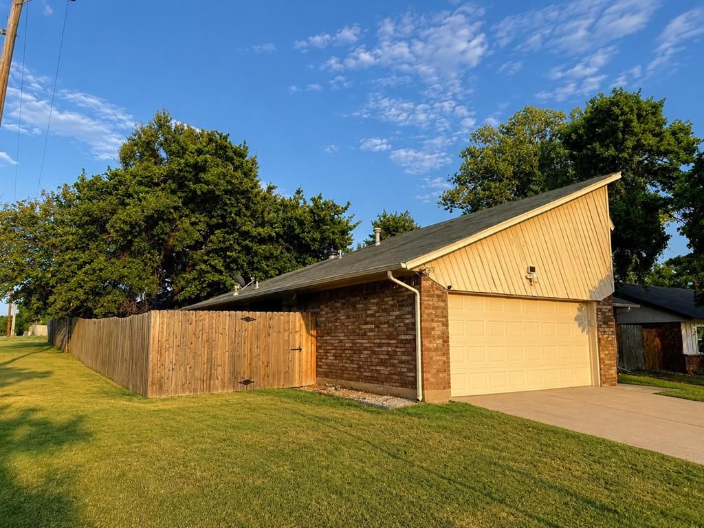 1828 David Terrace, Oklahoma City, OK 73141