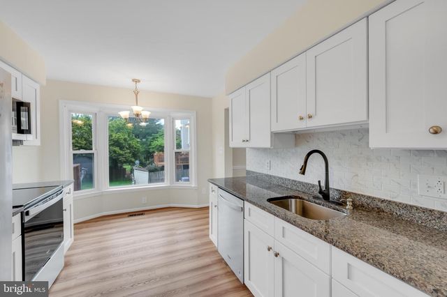 6 PONTIAC WAY, Gaithersburg, MD 20878