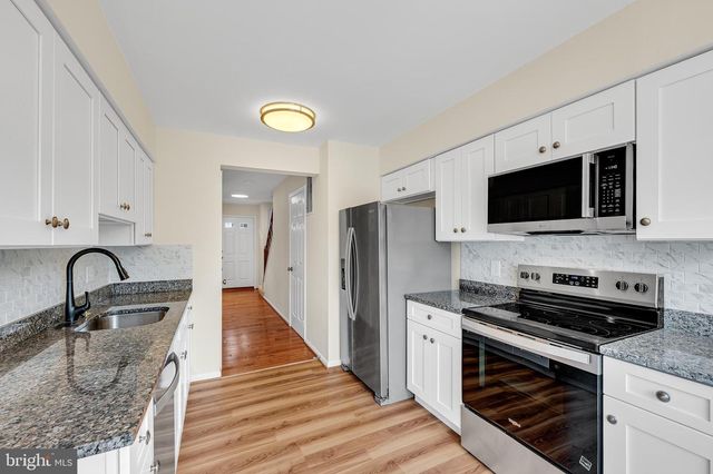 6 PONTIAC WAY, Gaithersburg, MD 20878