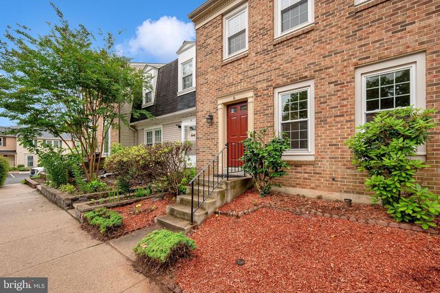 6 PONTIAC WAY, Gaithersburg, MD 20878