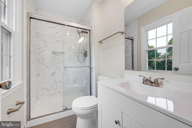 6 PONTIAC WAY, Gaithersburg, MD 20878