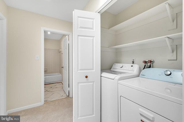 6 PONTIAC WAY, Gaithersburg, MD 20878