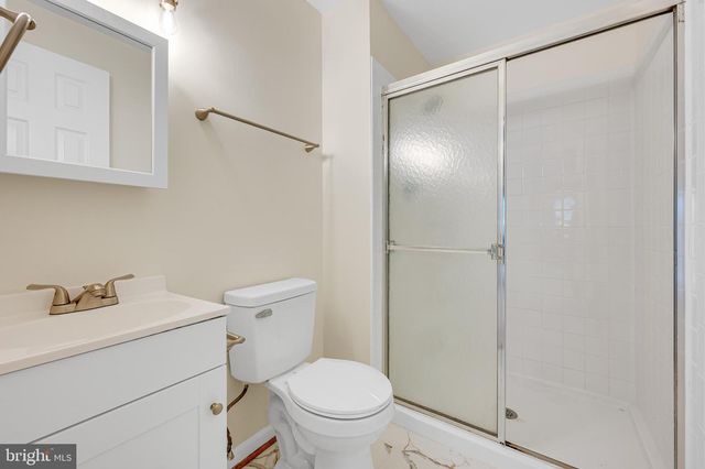 6 PONTIAC WAY, Gaithersburg, MD 20878