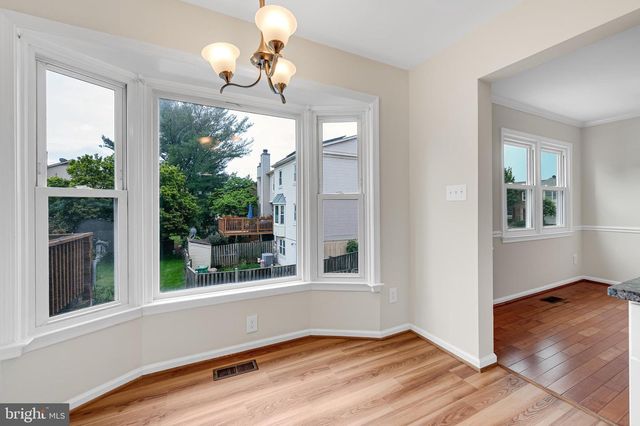 6 PONTIAC WAY, Gaithersburg, MD 20878