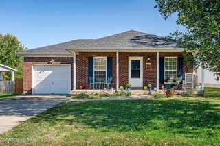 1114 Cedar Springs Pkwy, La Grange, KY 40031