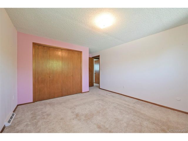 11468 E Berry Dr, Englewood, CO 80111