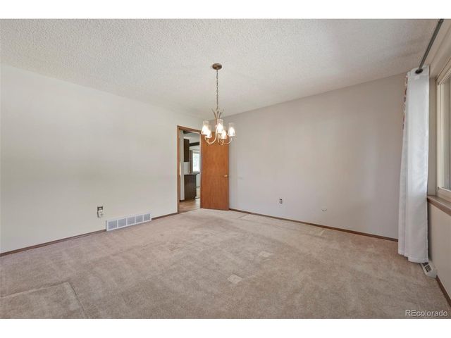 11468 E Berry Dr, Englewood, CO 80111