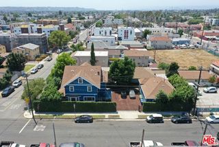 1327 W 35th Street, Los Angeles, CA 90007