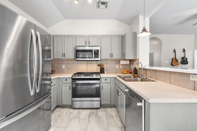 304 Adkins CV, Georgetown, TX 78626