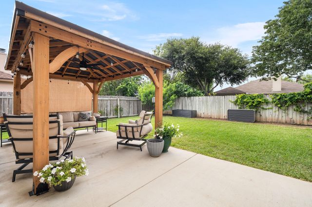 304 Adkins CV, Georgetown, TX 78626