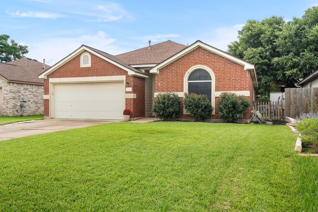 304 Adkins CV, Georgetown, TX 78626