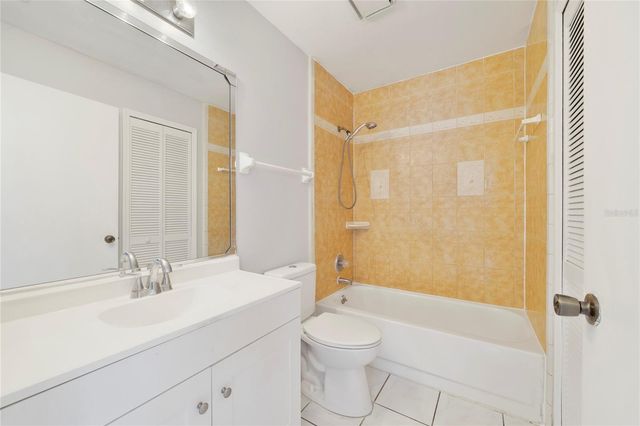 9752 PINEY POINT CIRCLE, Orlando, FL 32825