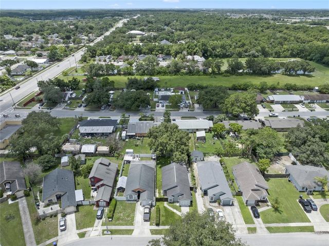 9752 PINEY POINT CIRCLE, Orlando, FL 32825