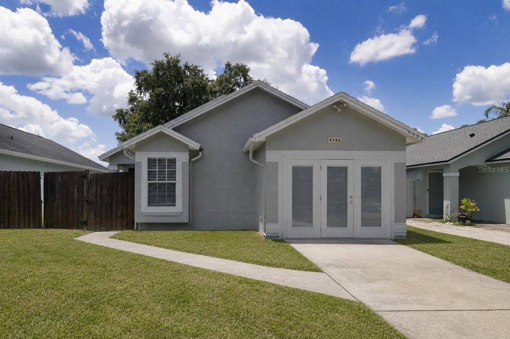 9752 PINEY POINT CIRCLE, Orlando, FL 32825