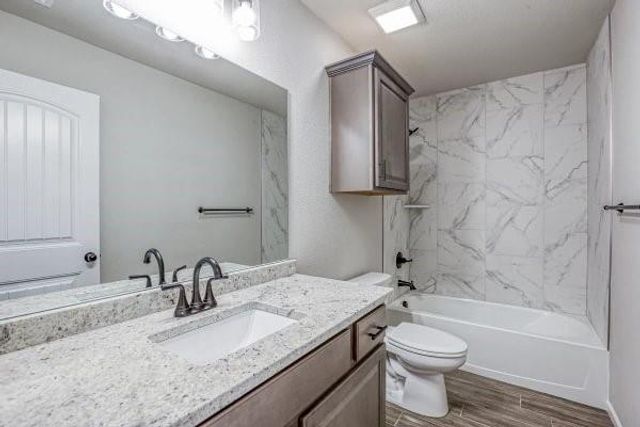 3415 N 130th Street, Kansas City, KS 66109