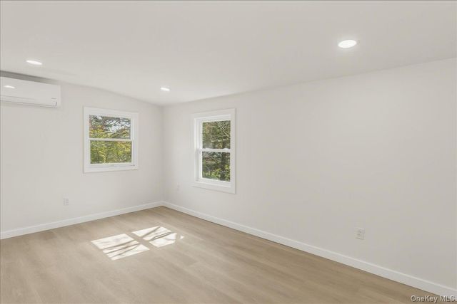 27 Landscape Drive, Wheatley Heights, NY 11798