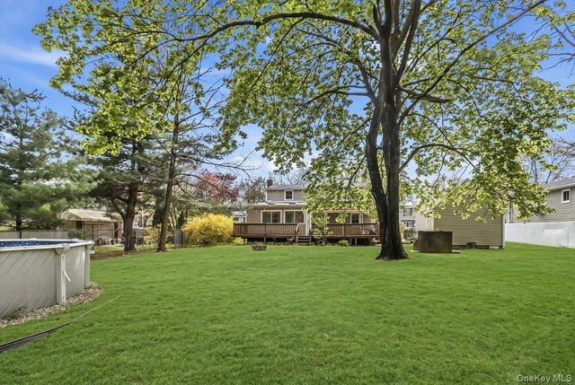 27 Landscape Drive, Wheatley Heights, NY 11798