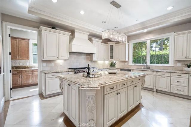 289 W Woodruff Avenue, Arcadia, CA 91007