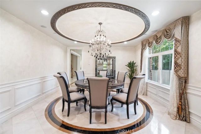 289 W Woodruff Avenue, Arcadia, CA 91007