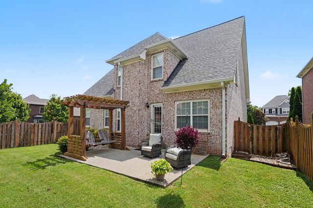 1029 Belcor Dr, Spring Hill, TN 37174