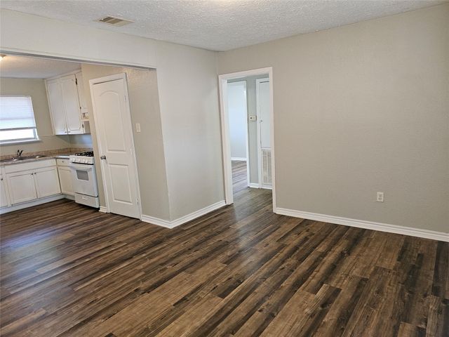 1314 N Natchez Drive, Texas City, TX 77591