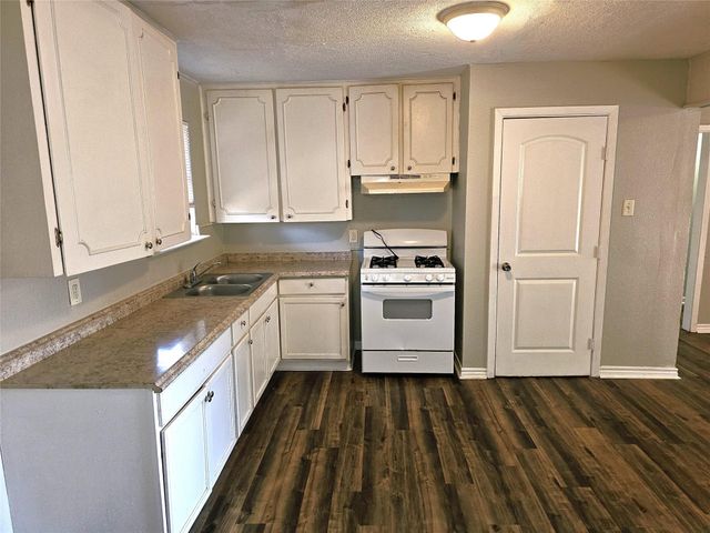 1314 N Natchez Drive, Texas City, TX 77591