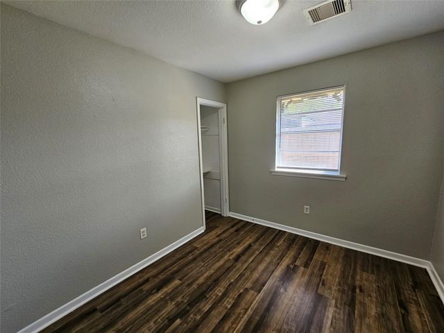 1314 N Natchez Drive, Texas City, TX 77591