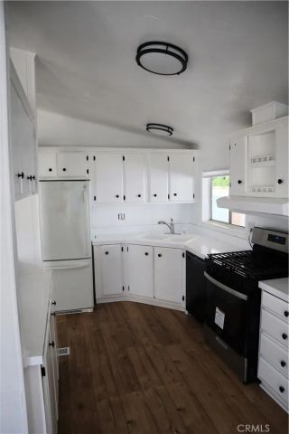 5200 Heil 60, Huntington Beach, CA 92649