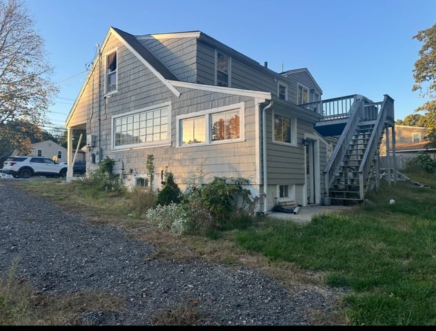 530 Pleasant St, Bridgewater, MA 02324