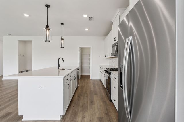 6903 Bilaria Dr, Murfreesboro, TN 37129