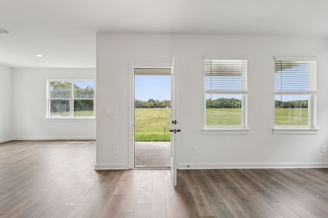 6903 Bilaria Dr, Murfreesboro, TN 37129