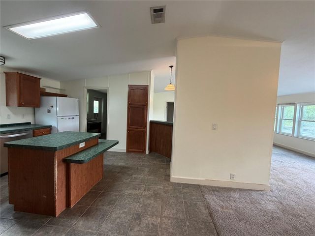 3080 S US HIGHWAY 41, Dunnellon, FL 34432