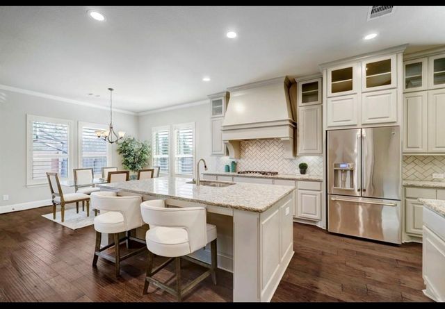5011 Anthony Springs Lane, Sugar Land, TX 77479