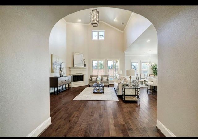 5011 Anthony Springs Lane, Sugar Land, TX 77479