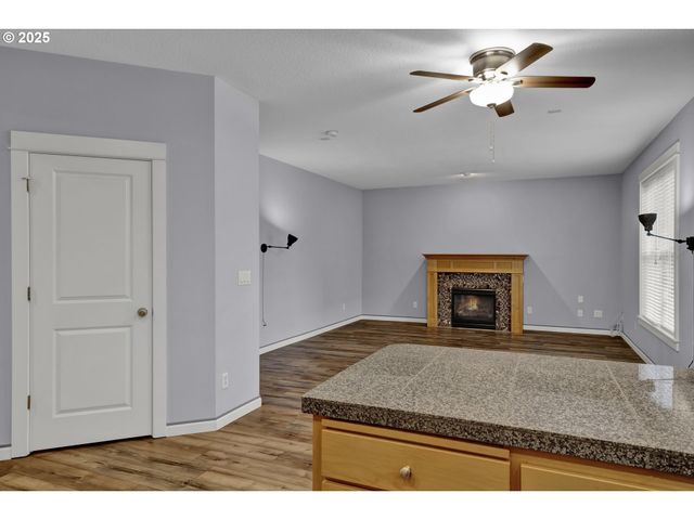 2170 Bobcat Ave Sw, Albany, OR 97321