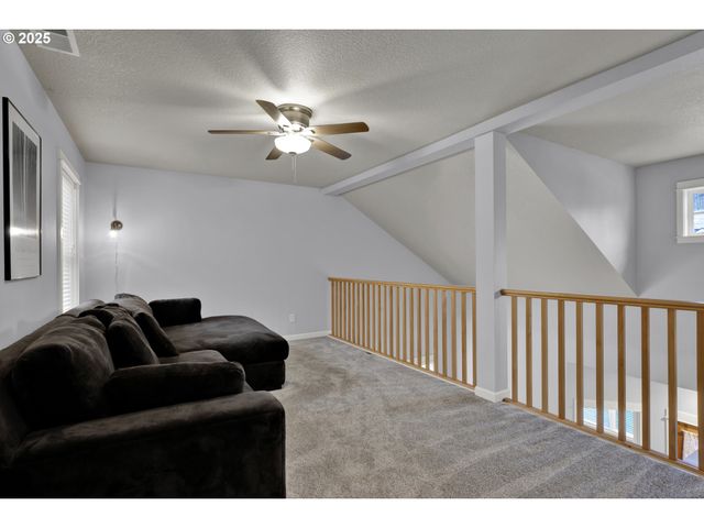 2170 Bobcat Ave Sw, Albany, OR 97321