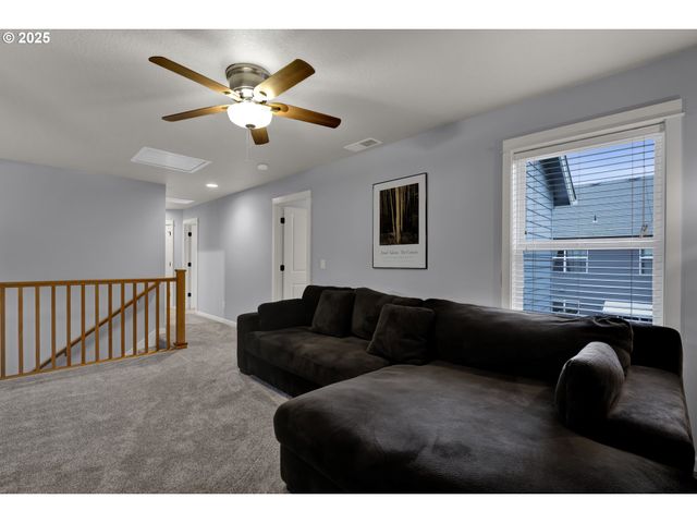 2170 Bobcat Ave Sw, Albany, OR 97321