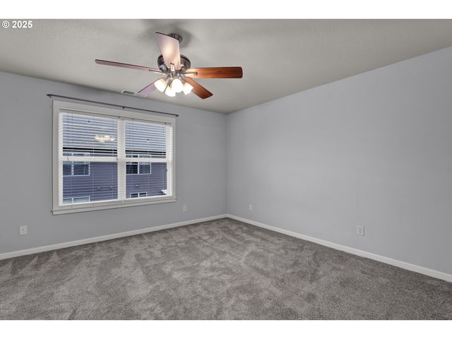 2170 Bobcat Ave Sw, Albany, OR 97321