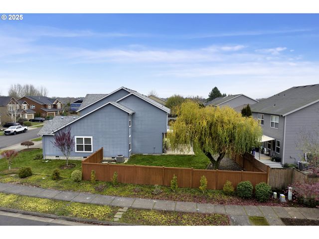 2170 Bobcat Ave Sw, Albany, OR 97321