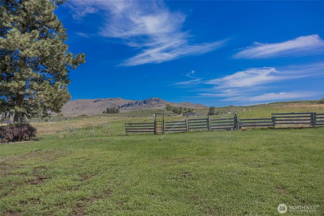 12 A Temby Road, Tonasket, WA 98855