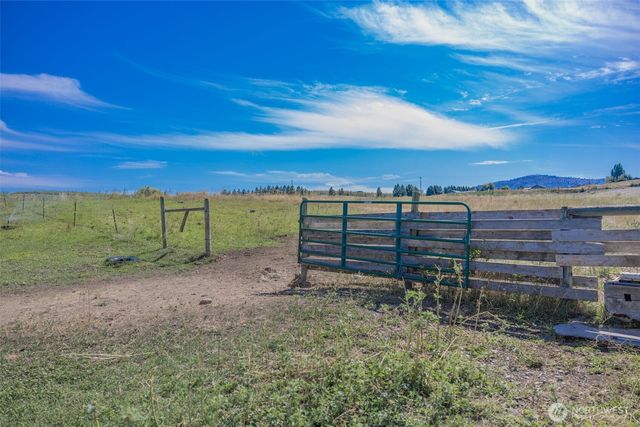 12 A Temby Road, Tonasket, WA 98855