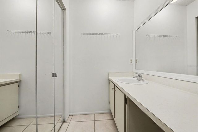 5033 LOYOLA LANE, Orlando, FL 32821