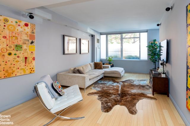 350 W 53RD Street THG, New York City, NY 10019
