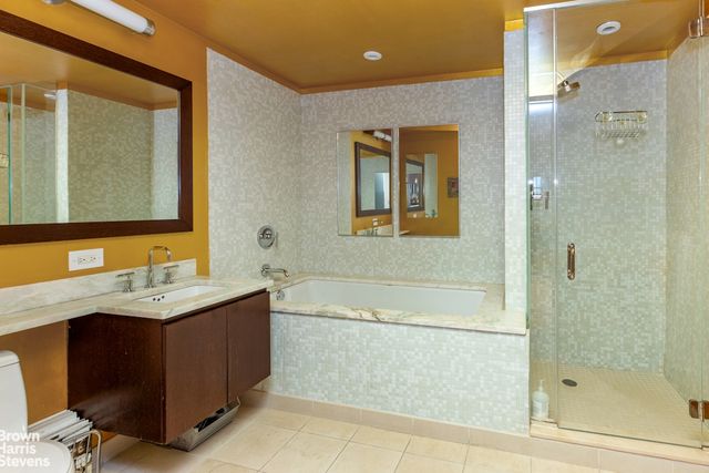 350 W 53RD Street THG, New York City, NY 10019