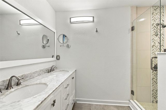 4107 W WYOMING AVENUE, Tampa, FL 33616