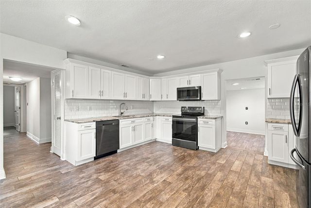 4107 W WYOMING AVENUE, Tampa, FL 33616